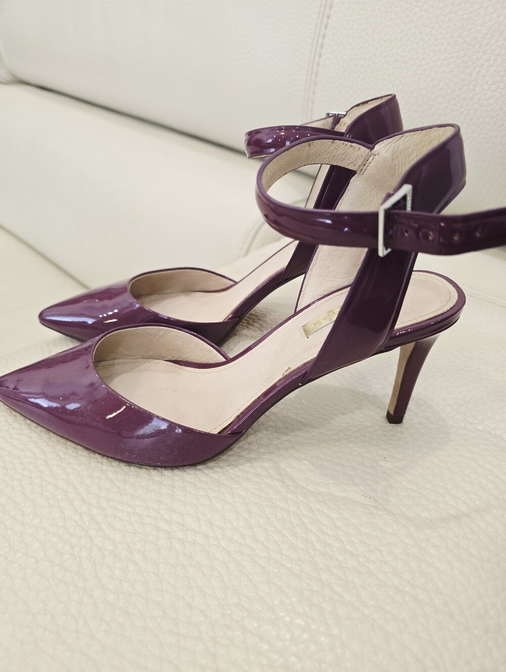 Louise Et CIE  Pointed Toe Ankle Strap Heels in Plum Burgundy Leather 8.5